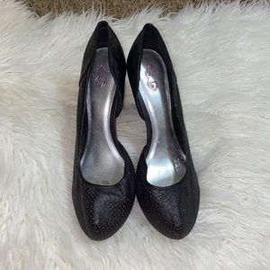 Black perforated Torrid Heels